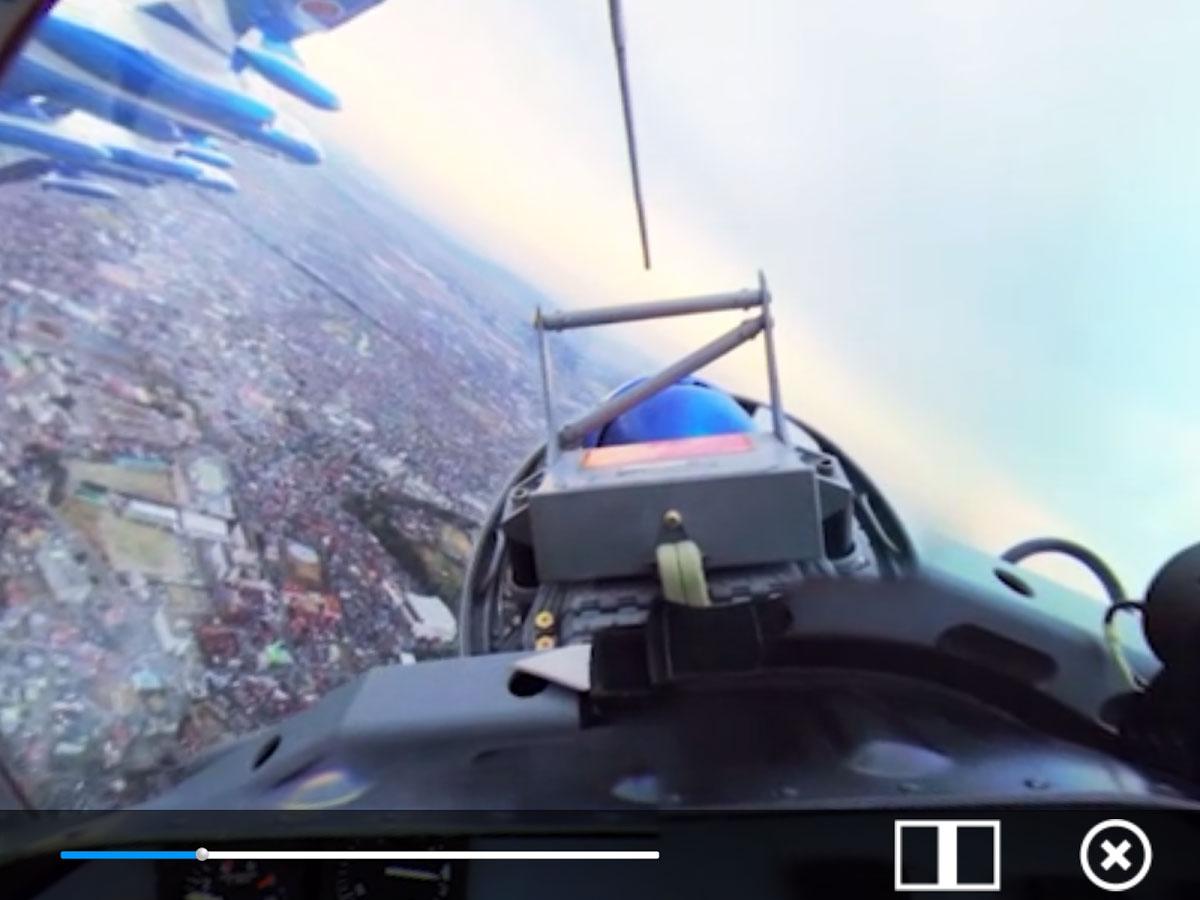 ブルーインパルス のパイロット気分に コクピットからの360度映像体感 空自がスマホアプリ公開 Itmedia News
