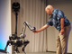 「人を超えるロボット作る」　Boston Dynamicsの4足歩行ロボット「SpotMini」来日