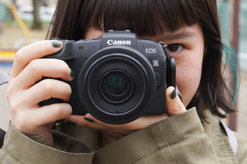 【特価！】Canon EOS RP フルサイズミラーレスカメラ