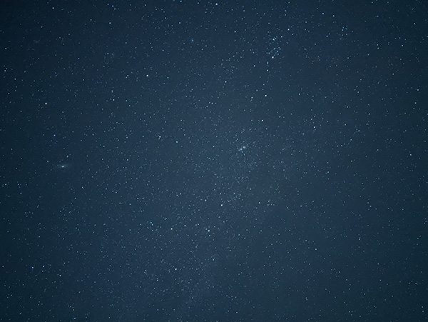 天の川が撮れた Pixel 4で 満天の星空と富士山 の撮影にチャレンジ 1 3 ページ Itmedia News