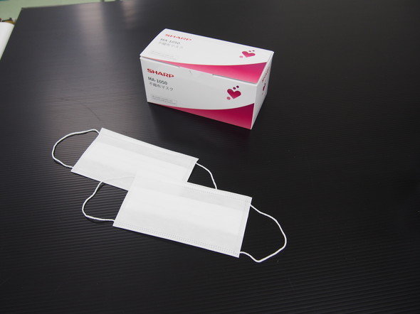 シャープ、マスクを出荷開始 アイリスオーヤマは日本での量産を決定