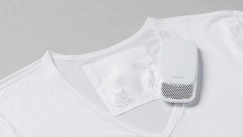 【製品】ソニーの“着るエアコン”、一般販売　本体は1万3000円
