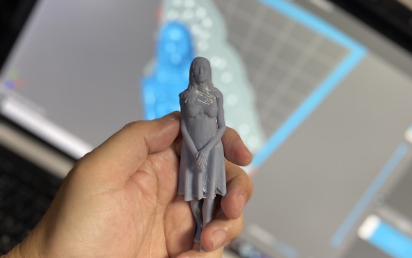 光造形3dプリンタでオリジナル人体フィギュアが簡単に作れた 次はどうする え Fdm 1 2 Itmedia News