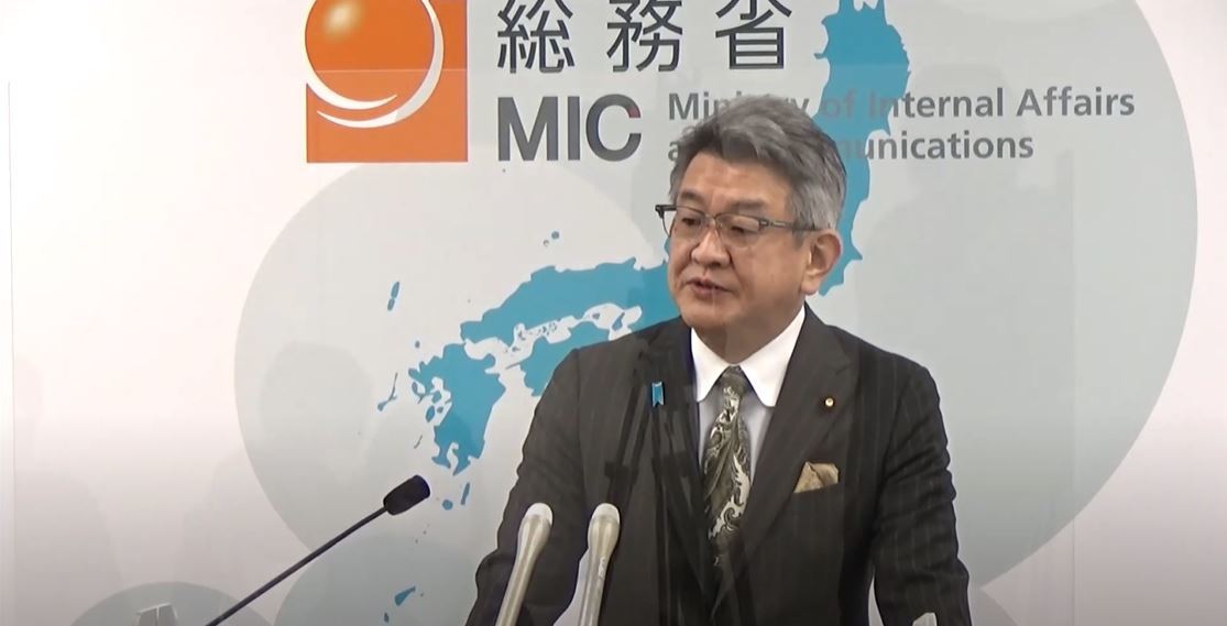 武田大臣、KDDIなどの乗り換え手数料撤廃を「一定の成果」と評価　NHK受信料引き下げにも注文