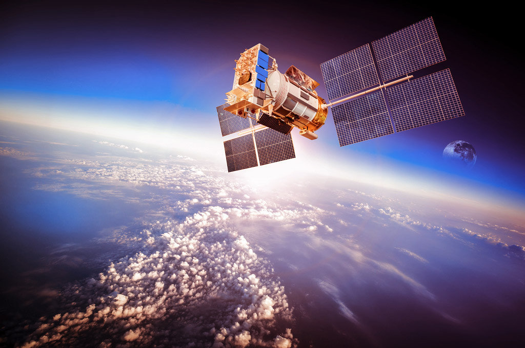ソフトバンクG、一旦は破産申請した英OneWebに再投資　来年末までに648基の衛星群