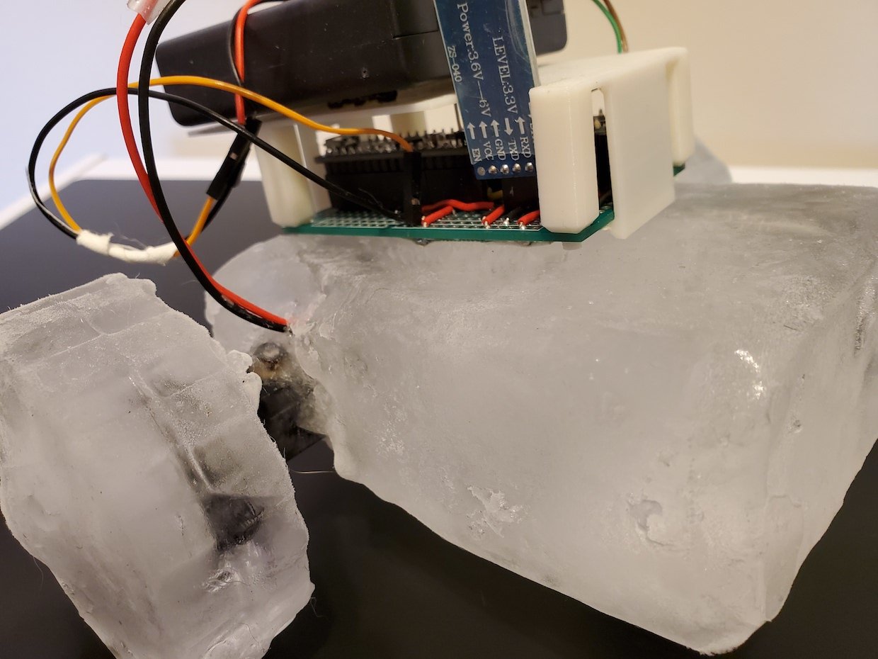 氷の車体と氷のタイヤで走る探査車「IceBot」　極地、惑星、衛星での活躍を想定