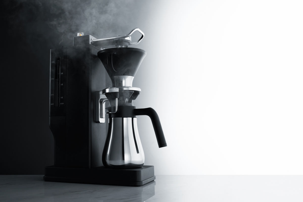 バルミューダのコーヒーメーカーは5万9400円 新しいアイデアで雑味を 