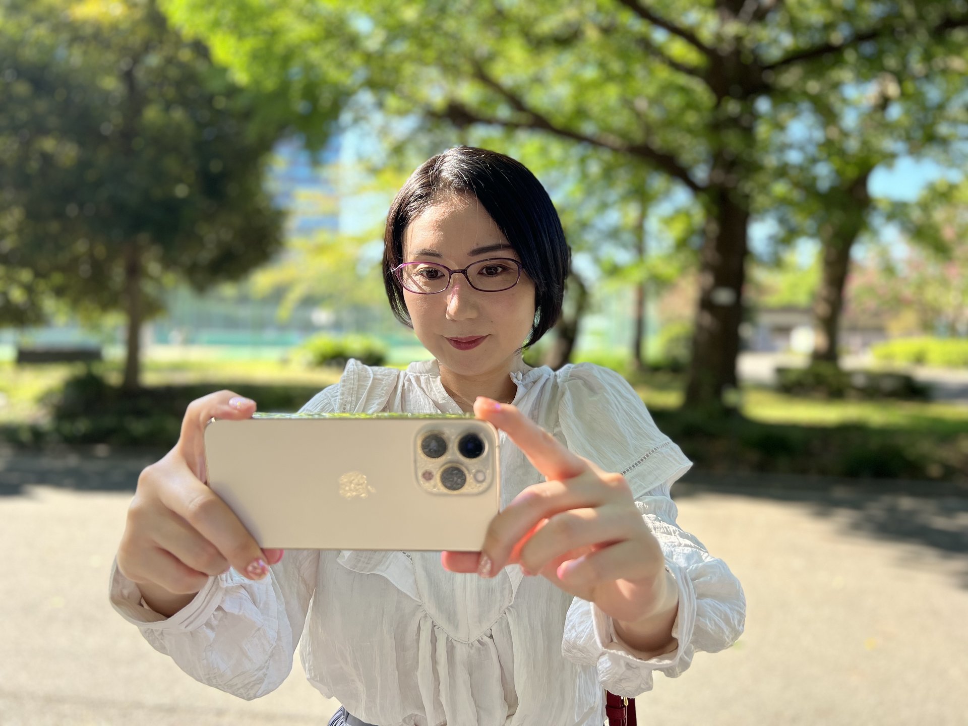 iPhone13Pro 128GB ゴールド カメラにヒビあり撮影に影響なし iPhone13Pro 128GB ゴールド カメラにヒビあり撮影に影響なし