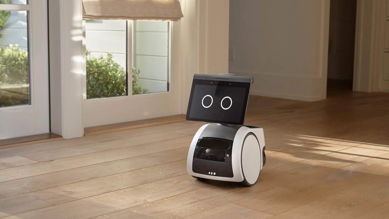 Amazonのロボット「アストロ」、日本の家庭に居場所はある？