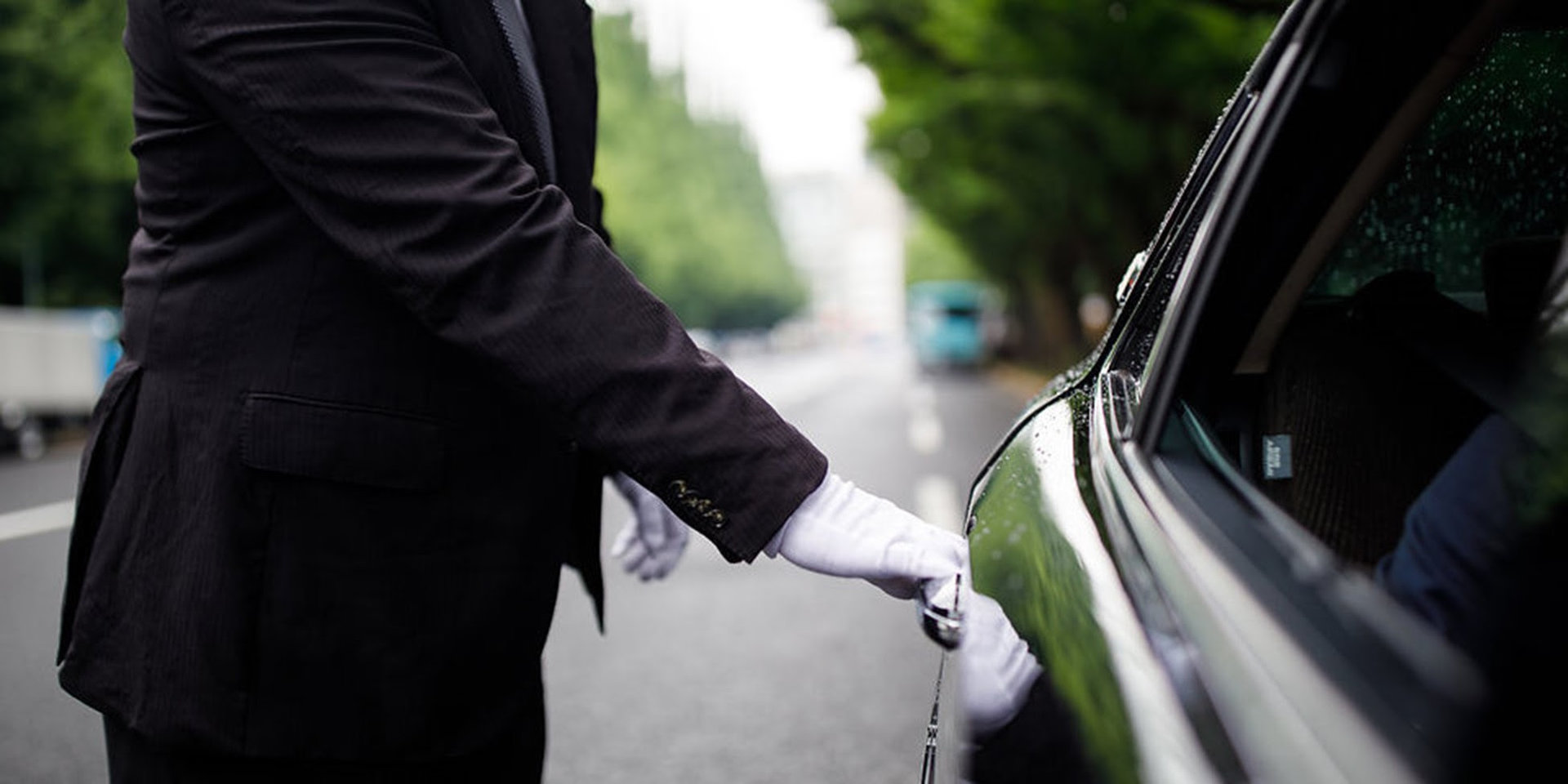 タクシー配車「Uber Taxi」 ドライバーにチップを贈れる新機能 