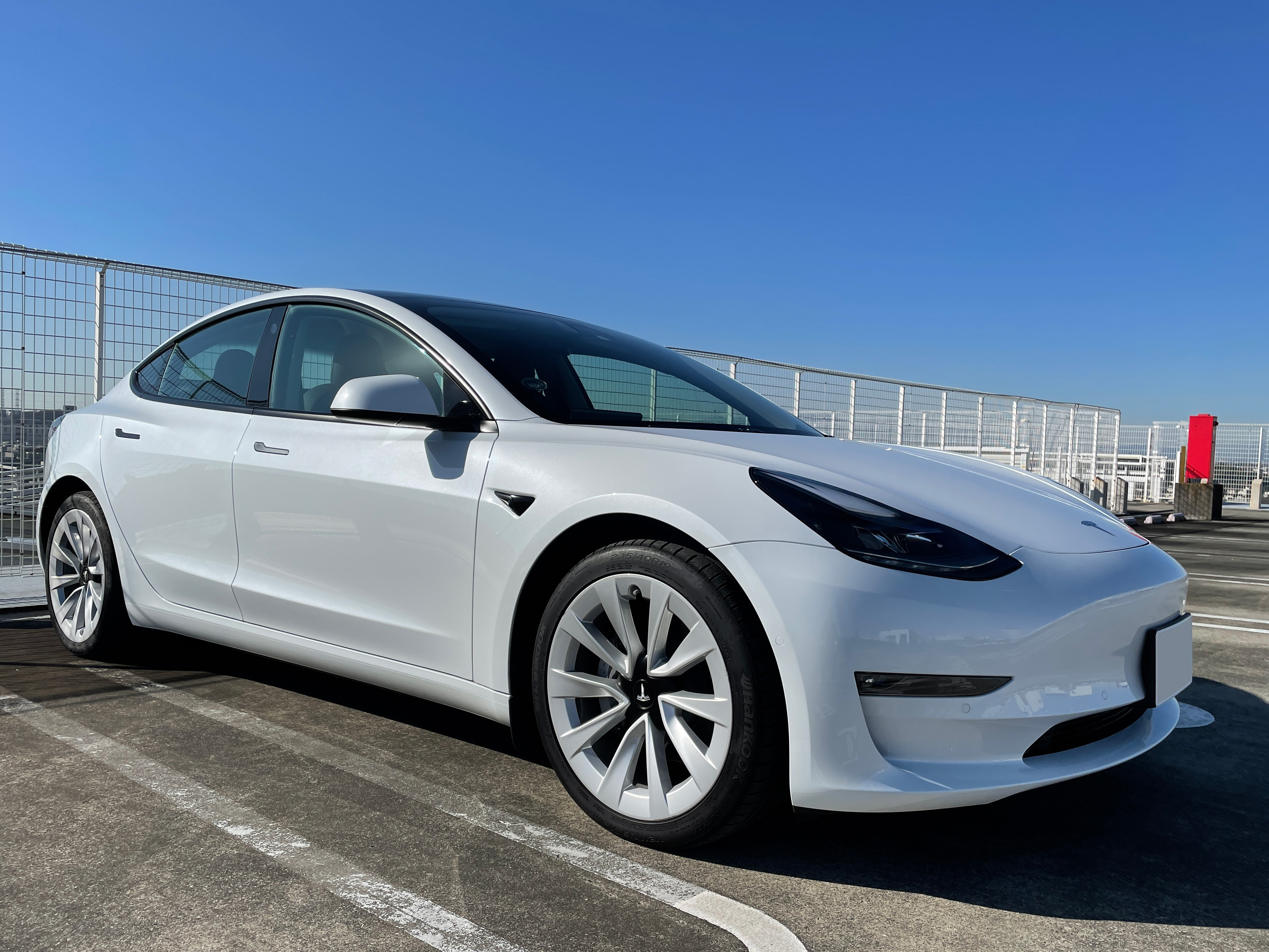 Teslaはこうやって買う 前編 試乗からグレード選択 充電設備 納車前の諸手続きまで 走るガジェット Tesla に乗ってます 1 6 ページ Itmedia News