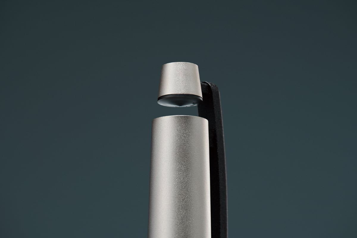 トンボ鉛筆のデザインペン「ZOOM」が復活 迷走の末に辿り着いた“1本の