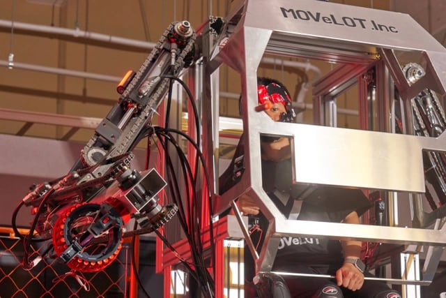 人が乗って操縦する「パトレイバー」開発へ　ロボットベンチャーが発表