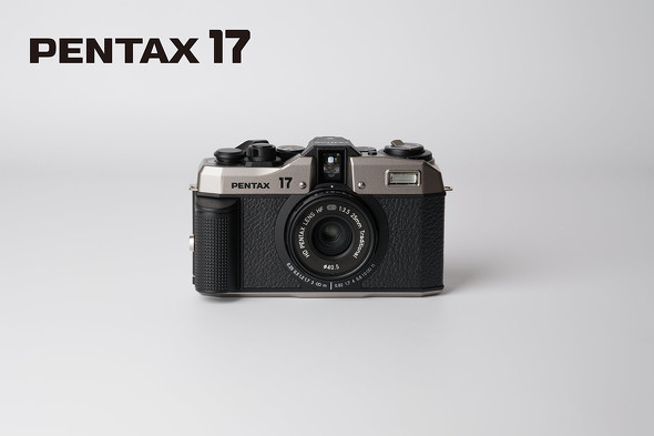 ペンタックスの“新作フィルムカメラ”登場 ハーフサイズコンパクト「PENTAX 17」 - ITmedia NEWS