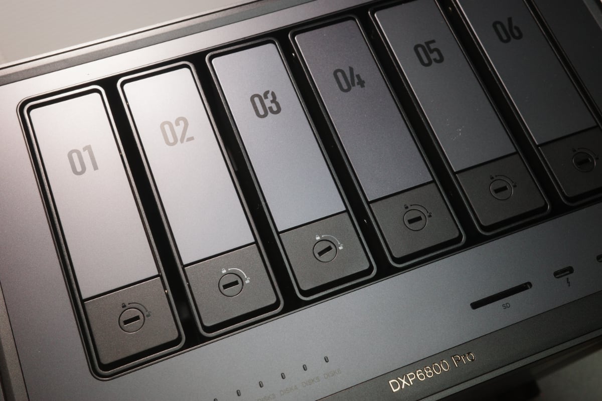 データ探しにAI活用、クラウドの使い勝手も取り込んだ新世代のNAS