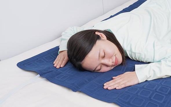 ひんやり水流快眠マット3 サンコー ひんやり水流快眠マット3 - ベルーナ【公式】