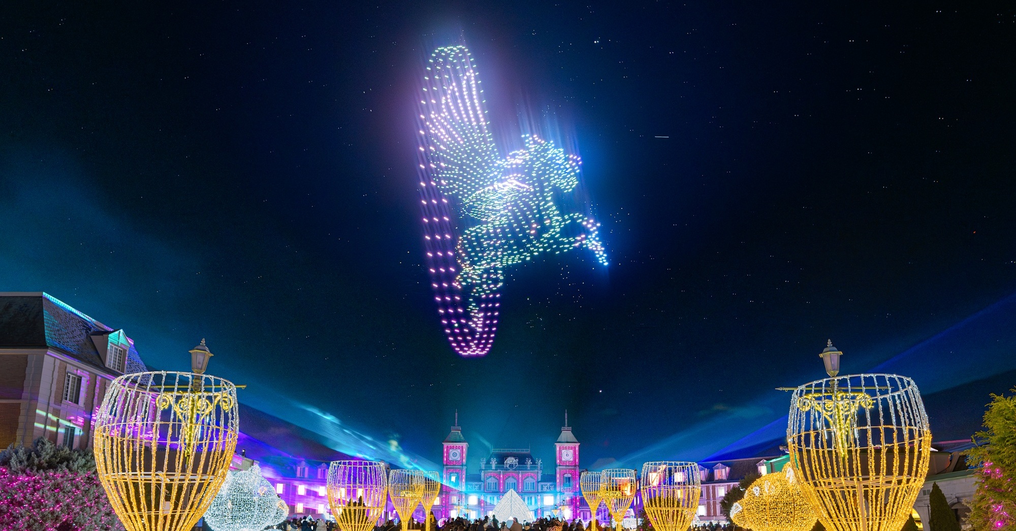 大阪万博でも活躍、ドローンショー大手・レッドクリフの海外進出戦略 人気IP連携や個人向けショーで勝負