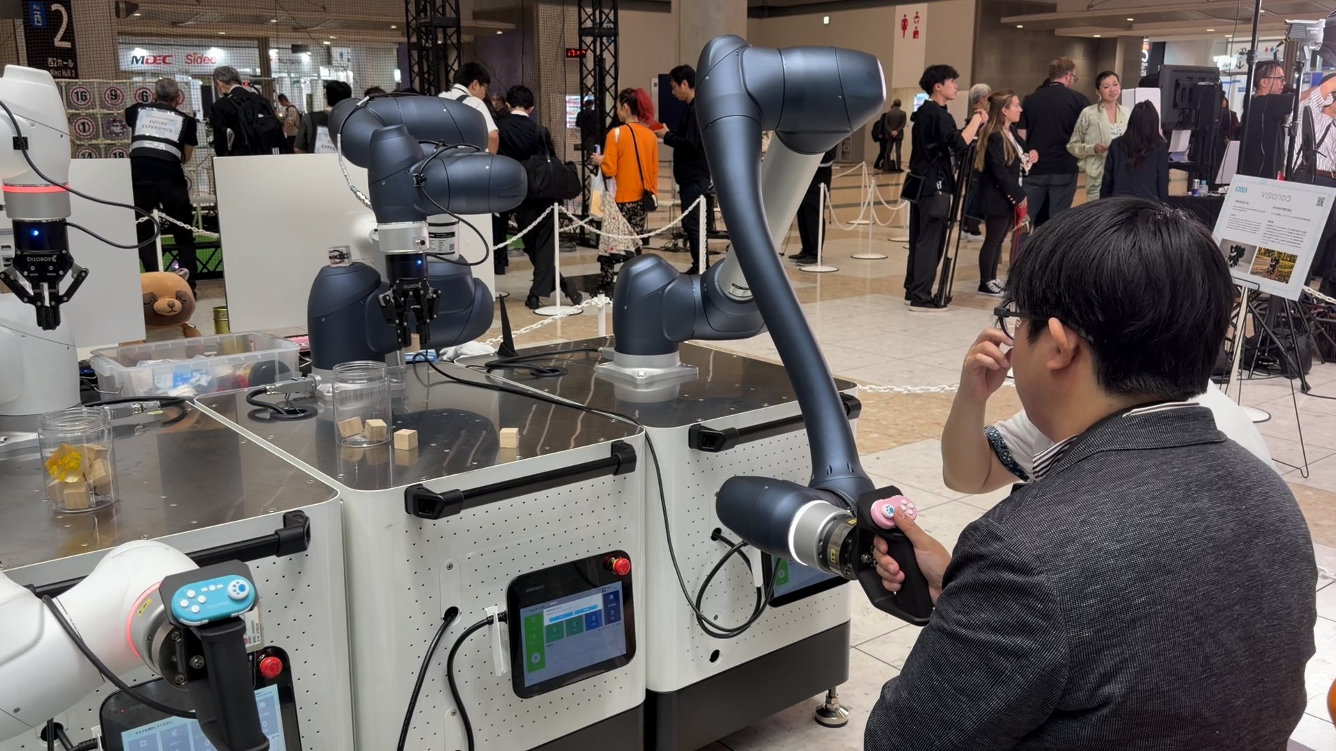 まるで一反もめん」と話題の“人型重機” JRも活用する技術を市販ロボに