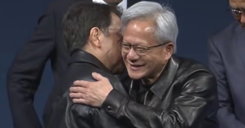 「ダブルジャケット」話題！NVIDIAファンCEO「センス感じる」、斎藤経産相「俺の好みマネた？」