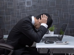 「生成AIで仕事が楽に」のはずが……IT現場を蝕む“AI疲れ・AIうつ”の正体