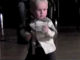 【動画あり】YouTubeで1000万再生　キレキレダンスを踊る2歳児が人気