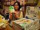 リアル「耳をすませば」できるかも！　マンガ好きが集まる、新宿ゴールデン街のバー「図書室」