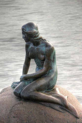 人魚は実在するの アメリカ政府の回答は ねとらぼ