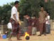 アニメじゃない：燃えるボールを蹴る“火の玉サッカー”がすごい