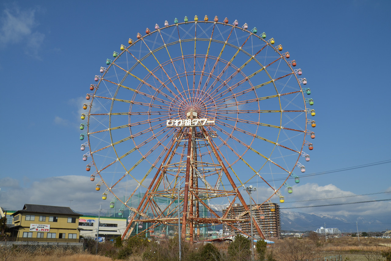 かつて世界最大 いま廃墟 琵琶湖をのぞむ大観覧車 イーゴス108 は今でもときどき動く ねとらぼ