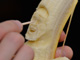 バナナ彫刻で「人生変わった」　バナナから次々と名作生み出す「バナナ彫刻職人」の超絶技巧