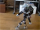 すげー人間っぽい！　あのASIMOより自然な2足歩行を改造ロボで実現しちゃった動画