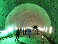 東京湾トンネル
