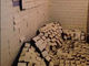 新婚旅行から帰ってきたら家の中が1万4000枚の付せん紙で覆われているドッキリ