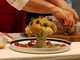 ニコニコ超会議2015：平野レミ、伝説の「倒れるブロッコリー」料理を改良した「倒れないカリフラワー」料理を披露