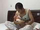 授乳におむつ替え、お風呂……男性向け「産後の母親」体験コース　中国で