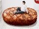 おっきいお肉にうずもれてぇ……！　ステーキガストのキャンペーン景品「超巨大熟成塊肉ッション」が肉好きにはたまらん