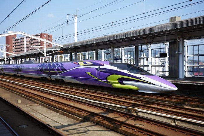 エヴァ新幹線 500 Type Eva 専用旅行商品が発売 実物大コックピット搭乗体験の確約や非売品オリジナルグッズも ねとらぼ