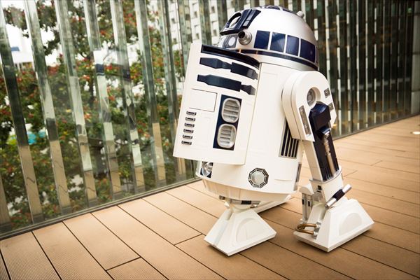 C-3POどこ!? 「R2-D2型 移動式冷蔵庫」代官山蔦屋書店で迷子