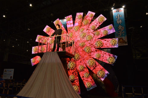 小林幸子さんの「千本桜」衣装