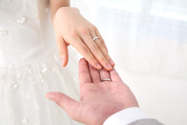 メールの誤送信から結婚へ 数学できる人と結婚するってキメた と数学講師に間違って送ってからの謎展開を聞いてみた ねとらぼ