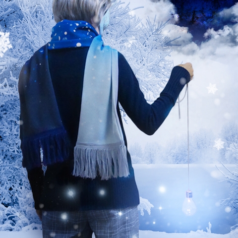 星空を巻いて冬のお散歩 無数の星が輝く幻想的なデザインのマフラーがヴィレヴァンに登場 ねとらぼ