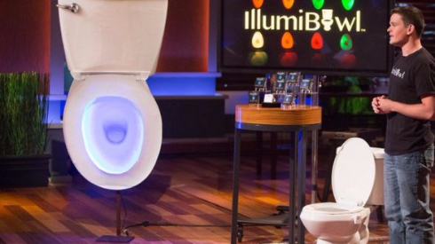 トイレ 便器 ライト IllumiBowl クラウドファンディング