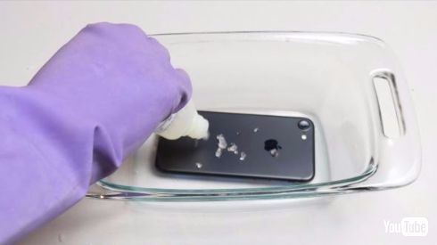 iPhone 7 世界最強の酸 フルオロアンチモン酸 検証 動画 YouTube
