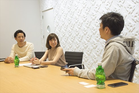 AbemaTV 左から水谷誠也さん、椛嶋麻菜美さん、藤田晋社長