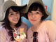 自称あーりん「尼神インター」誠子、佐々木彩夏との双子コーデ2ショットが謎の姉妹感