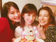 「いつの間にやら独身になった3人」　スザンヌ、小倉優子、相沢まきが10年目の“ポニ会”で笑顔