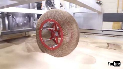 NASA タイヤ 火星 チェインメイル