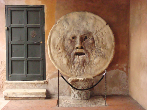 ローマの休日で知られる 真実の口 は 古代のマンホールのふた って本当 ねとらぼ