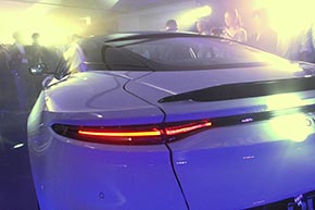 AXg}[eB Aston Martin DBS Superleggera 007 {hJ[