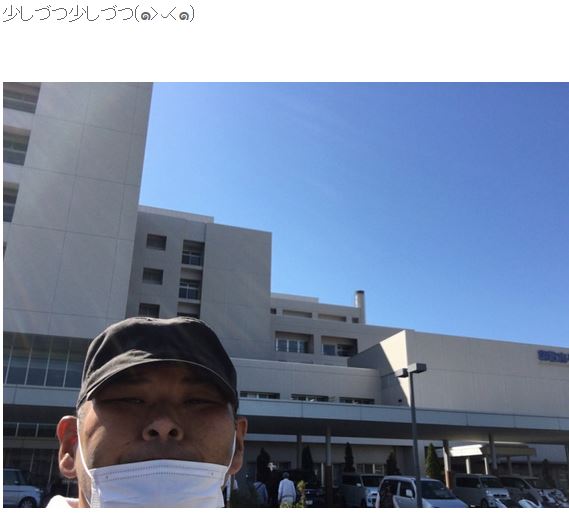 安田大サーカスhiro 脳外科 卒業 を報告 内科 眼科の通院続くも前向き発言 ねとらぼ